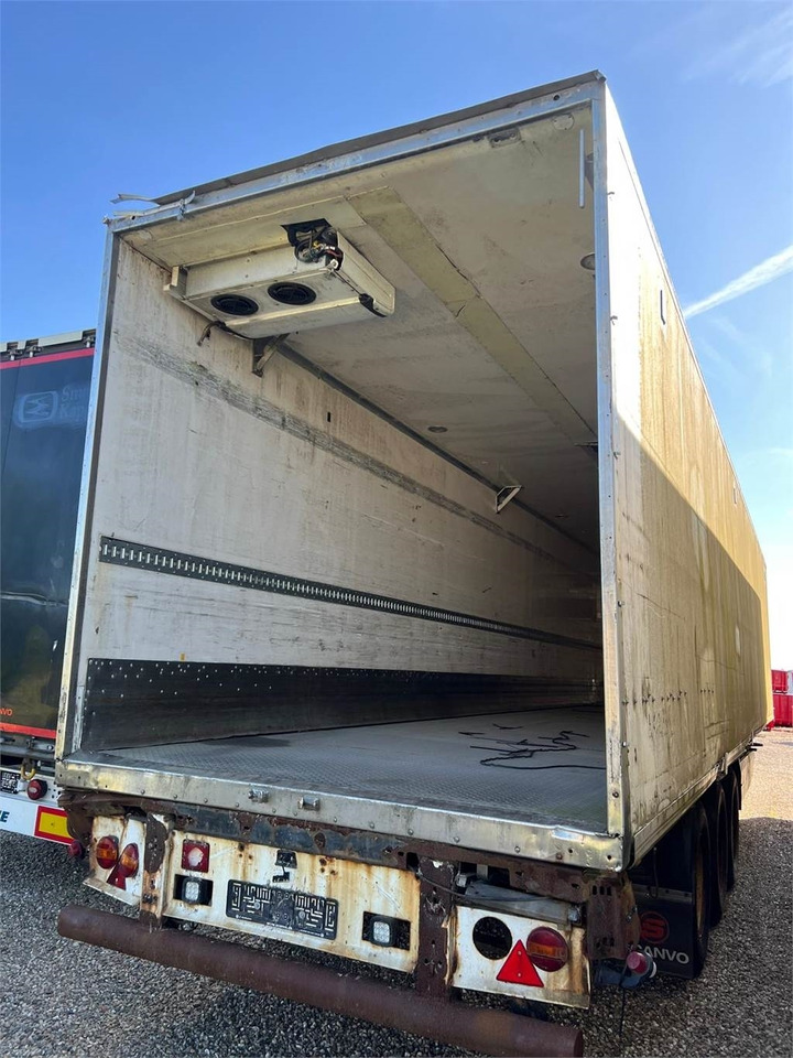 Krone 13,6 mtr boks - Semirremolque caja cerrada: foto 1 Krone 13,6 mtr boks - Semirremolque caja cerrada: foto 1