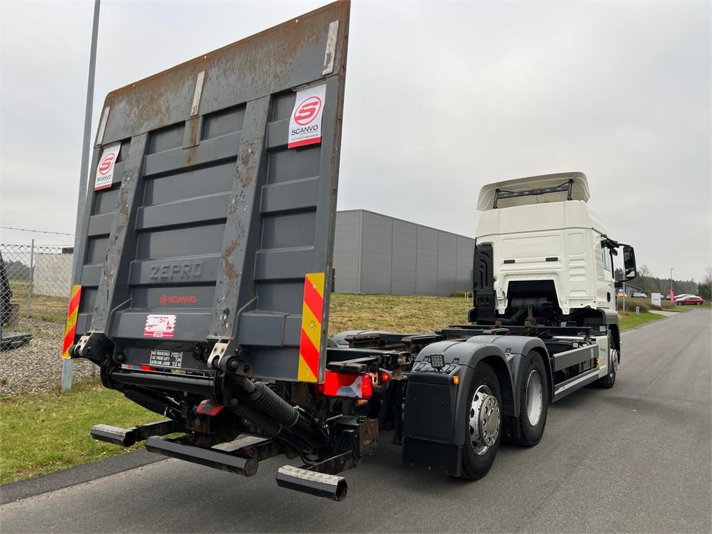 MAN TGS 26-500 6x2-4 LL - Camión portacontenedore/ Intercambiable: foto 3 MAN TGS 26-500 6x2-4 LL - Camión portacontenedore/ Intercambiable: foto 3