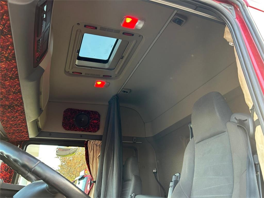 Camión portavehículos Scania G410 LB 8x2*6 HLB: foto 7 Camión portavehículos Scania G410 LB 8x2*6 HLB: foto 7