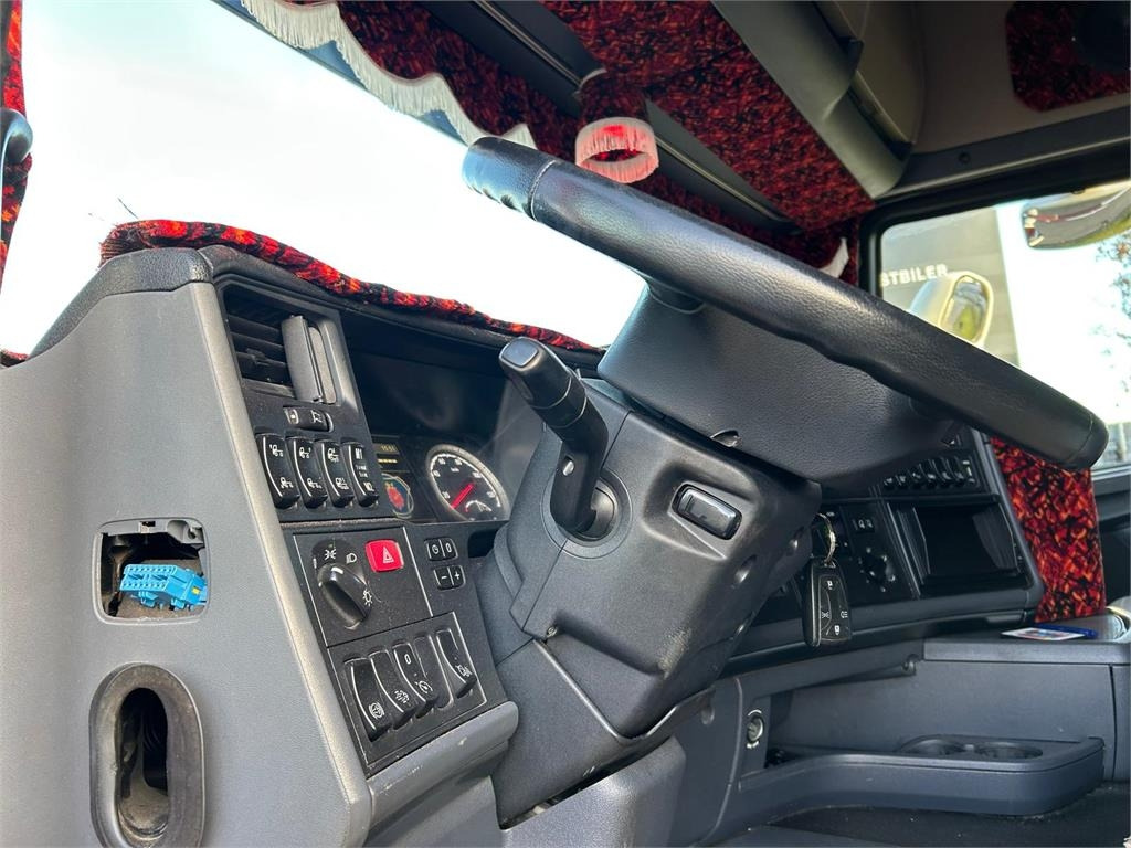 Camión portavehículos Scania G410 LB 8x2*6 HLB: foto 6 Camión portavehículos Scania G410 LB 8x2*6 HLB: foto 6