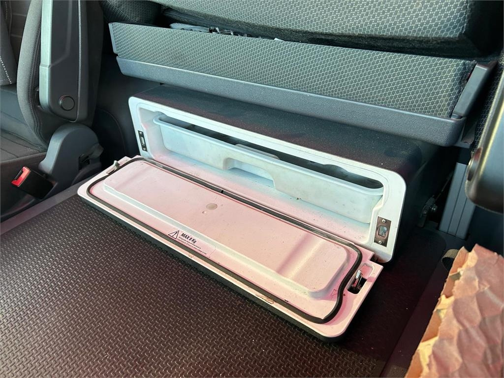 Camión portavehículos Scania G410 LB 8x2*6 HLB: foto 15 Camión portavehículos Scania G410 LB 8x2*6 HLB: foto 15