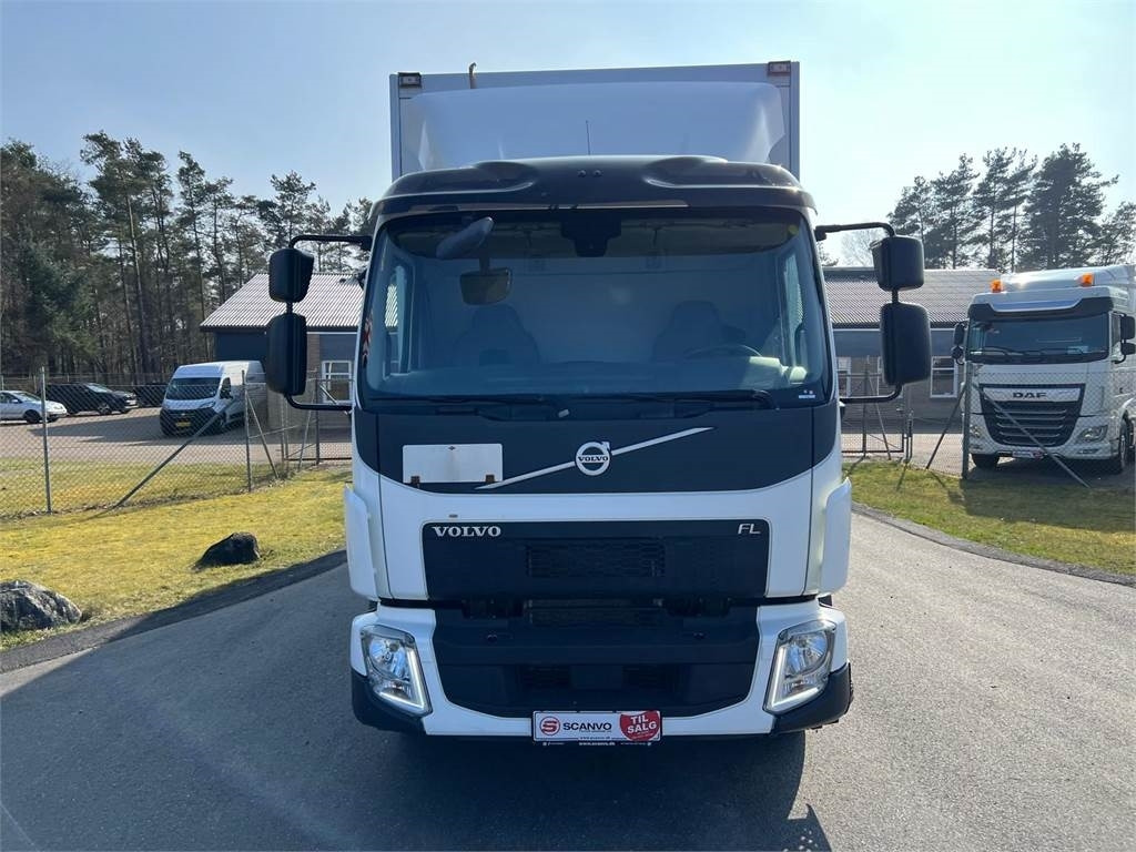 Volvo FL 16 ton 250HK - Camión caja cerrada: foto 3 Volvo FL 16 ton 250HK - Camión caja cerrada: foto 3