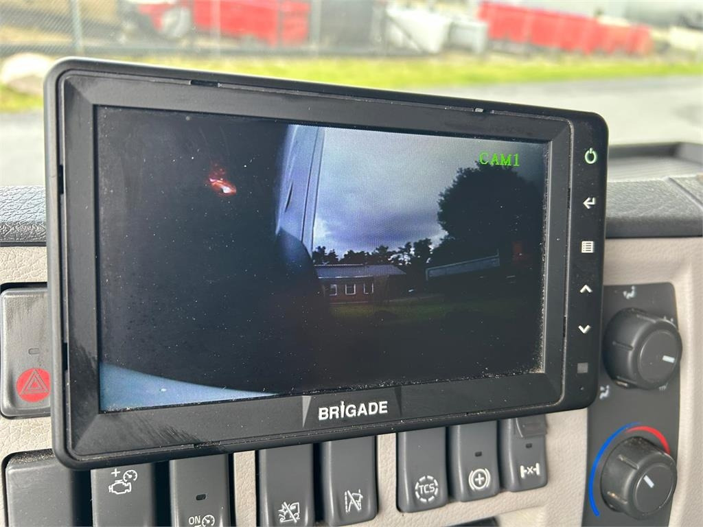 Camión frigorífico Volvo FL 250 16 ton: foto 14