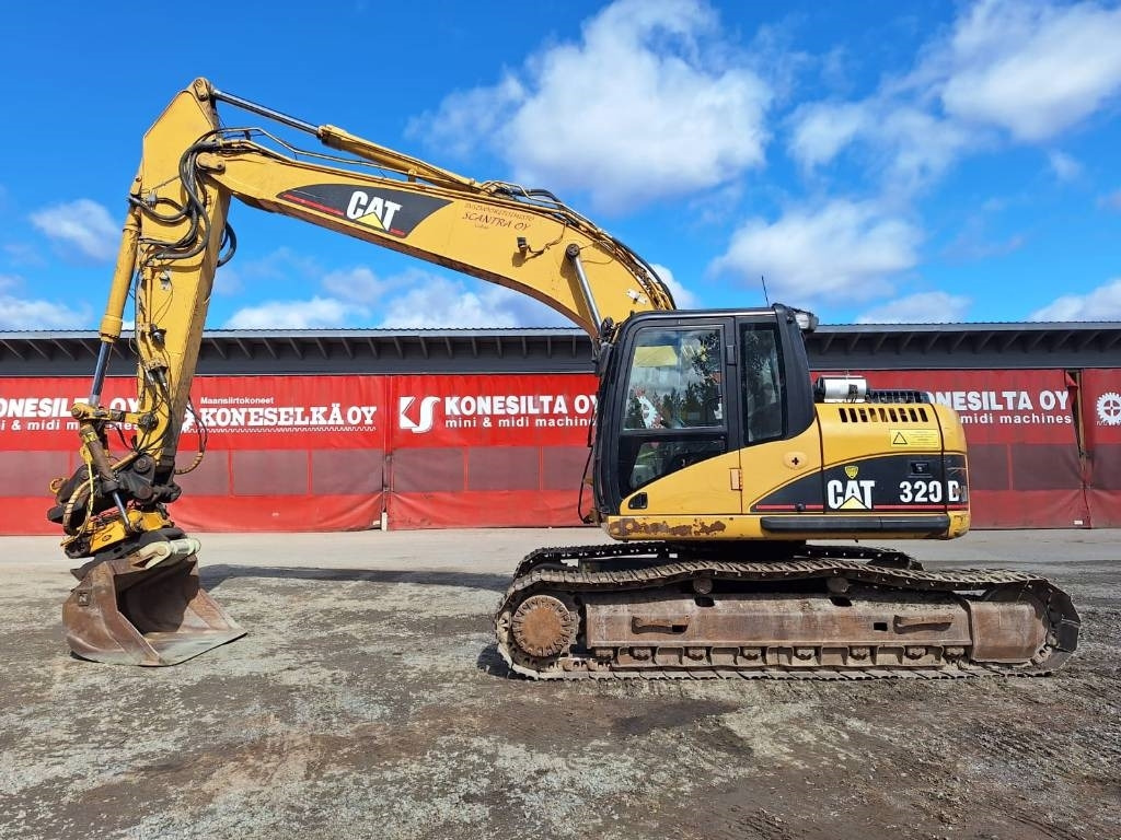 CAT 320DLRR PYÖRITTÄJÄLLÄ - Excavadora de cadenas: foto 1 CAT 320DLRR PYÖRITTÄJÄLLÄ - Excavadora de cadenas: foto 1