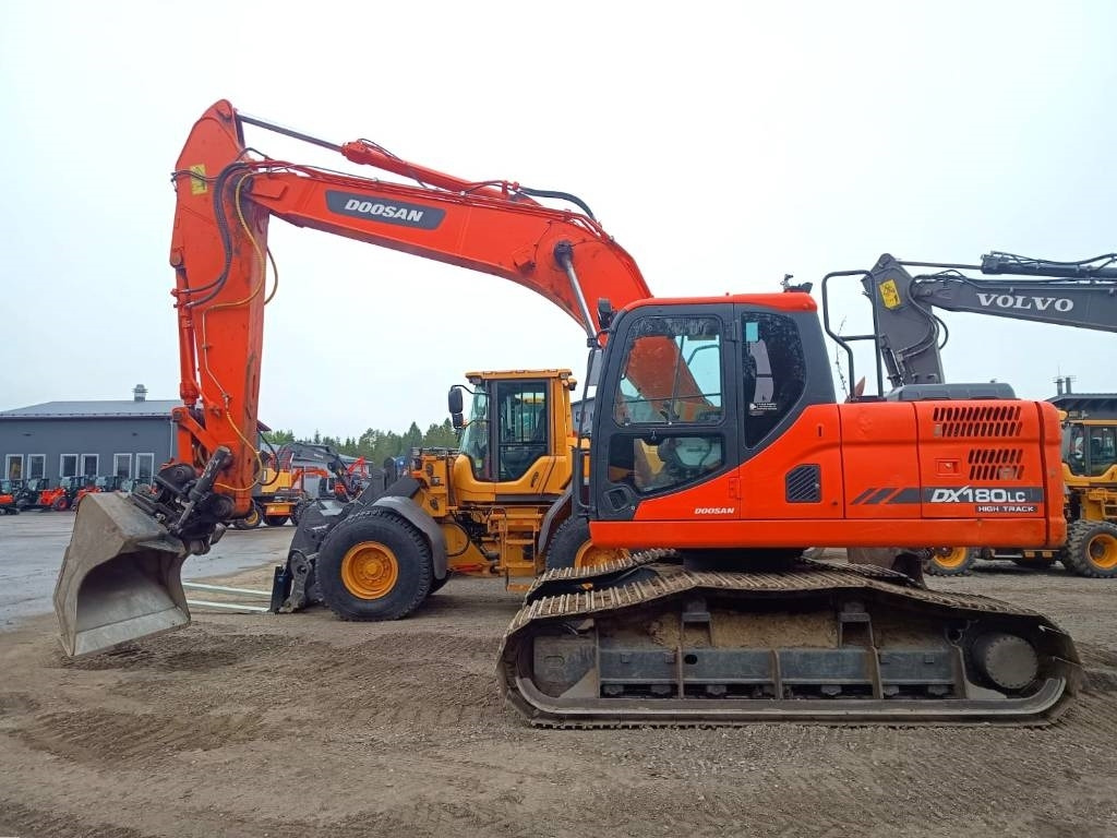 Doosan MYYTY! SOLD! DX180LCH-3 HIGH TRACK - Excavadora de cadenas: foto 1 Doosan MYYTY! SOLD! DX180LCH-3 HIGH TRACK - Excavadora de cadenas: foto 1