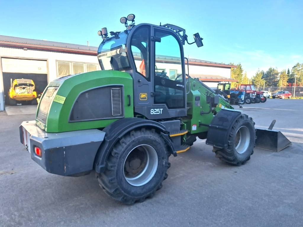 Greenmaster 825T TELEKUORMAAJA - Cargadora de ruedas: foto 5 Greenmaster 825T TELEKUORMAAJA - Cargadora de ruedas: foto 5