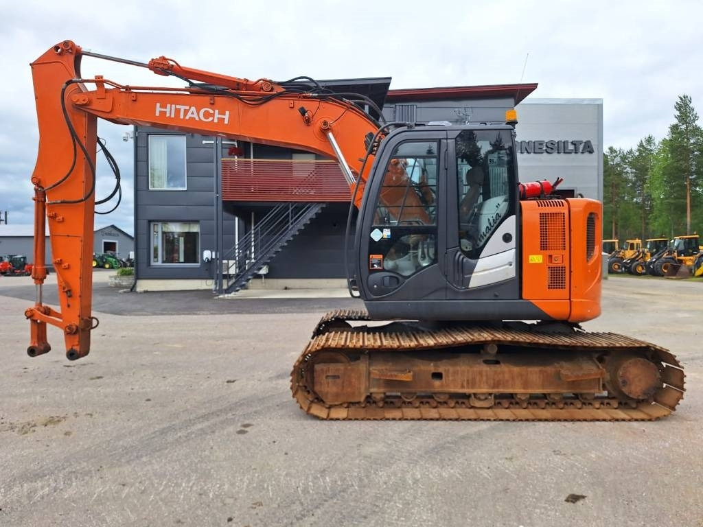 Hitachi MYYTY!!SOLD!! ZX135USB-5 RASVARILLA - Excavadora de cadenas: foto 1 Hitachi MYYTY!!SOLD!! ZX135USB-5 RASVARILLA - Excavadora de cadenas: foto 1