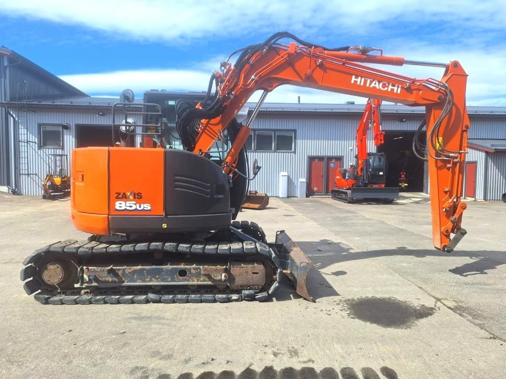 Hitachi MYYTY! SOLD! ZX85US-6 PIENET TUNNIT - Miniexcavadora: foto 5 Hitachi MYYTY! SOLD! ZX85US-6 PIENET TUNNIT - Miniexcavadora: foto 5