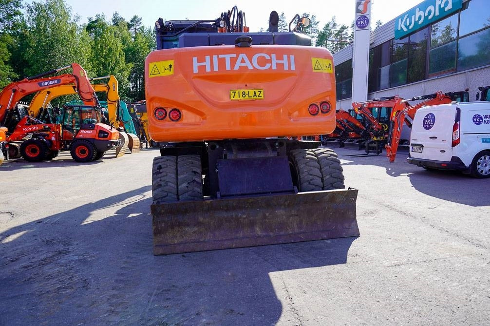 Excavadora de ruedas Hitachi ZX 140 W-6: foto 31