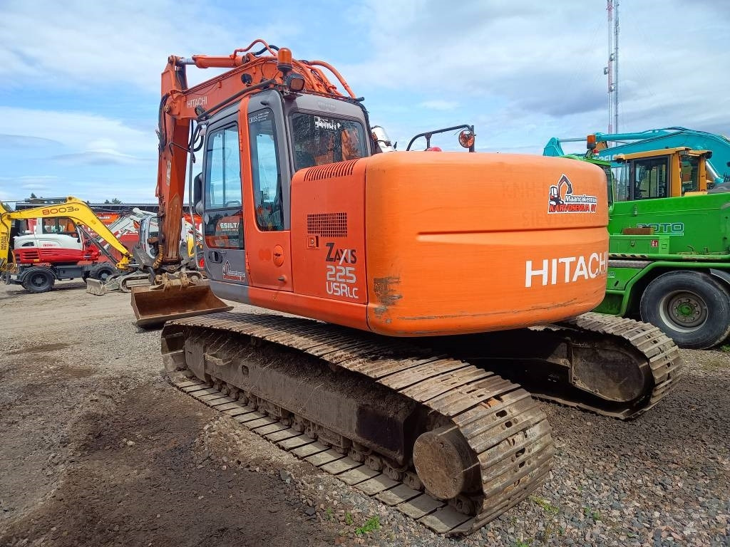 Hitachi ZX225USR KALLISTAJALLA - Excavadora de cadenas: foto 3 Hitachi ZX225USR KALLISTAJALLA - Excavadora de cadenas: foto 3