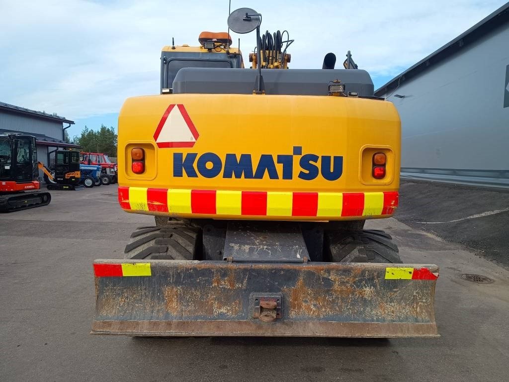 Komatsu MYYTY! SOLD! PW140-7 PYÖRITTÄJÄLLÄ - Excavadora de ruedas: foto 4 Komatsu MYYTY! SOLD! PW140-7 PYÖRITTÄJÄLLÄ - Excavadora de ruedas: foto 4