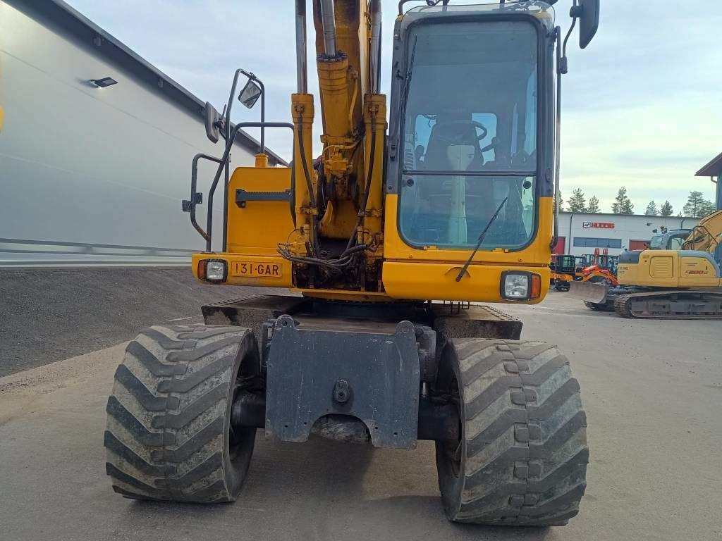 Leasing de Komatsu MYYTY! SOLD! PW140-7 PYÖRITTÄJÄLLÄ  Komatsu MYYTY! SOLD! PW140-7 PYÖRITTÄJÄLLÄ: foto 9