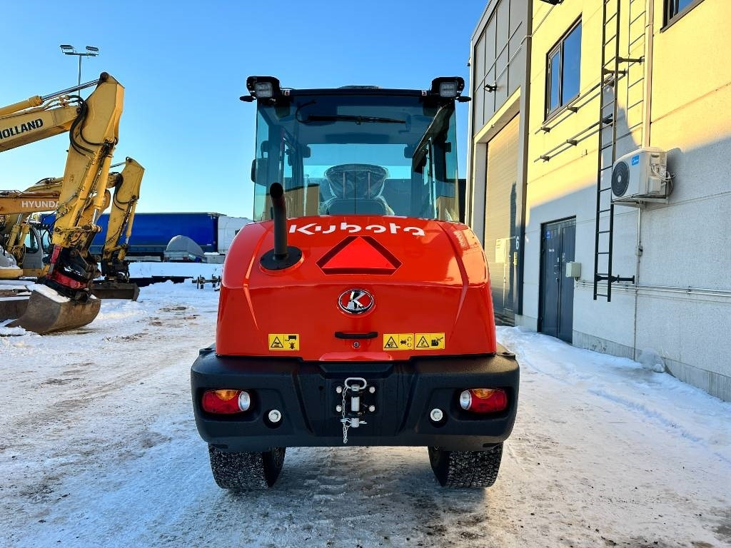 Kubota R090 Auravarustuksella uusi - Cargadora de ruedas: foto 3 Kubota R090 Auravarustuksella uusi - Cargadora de ruedas: foto 3