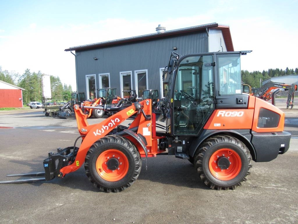 Kubota R090W UUTUUSMALLI - Cargadora de ruedas: foto 1 Kubota R090W UUTUUSMALLI - Cargadora de ruedas: foto 1
