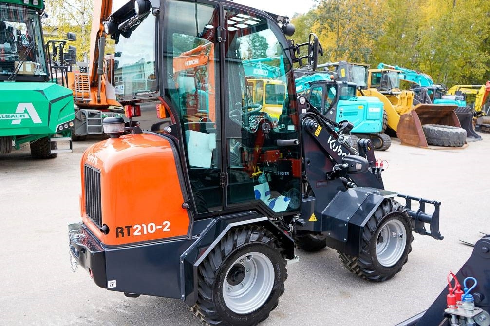 Kubota RT210-2 UUSI - Cargadora articulada: foto 5 Kubota RT210-2 UUSI - Cargadora articulada: foto 5