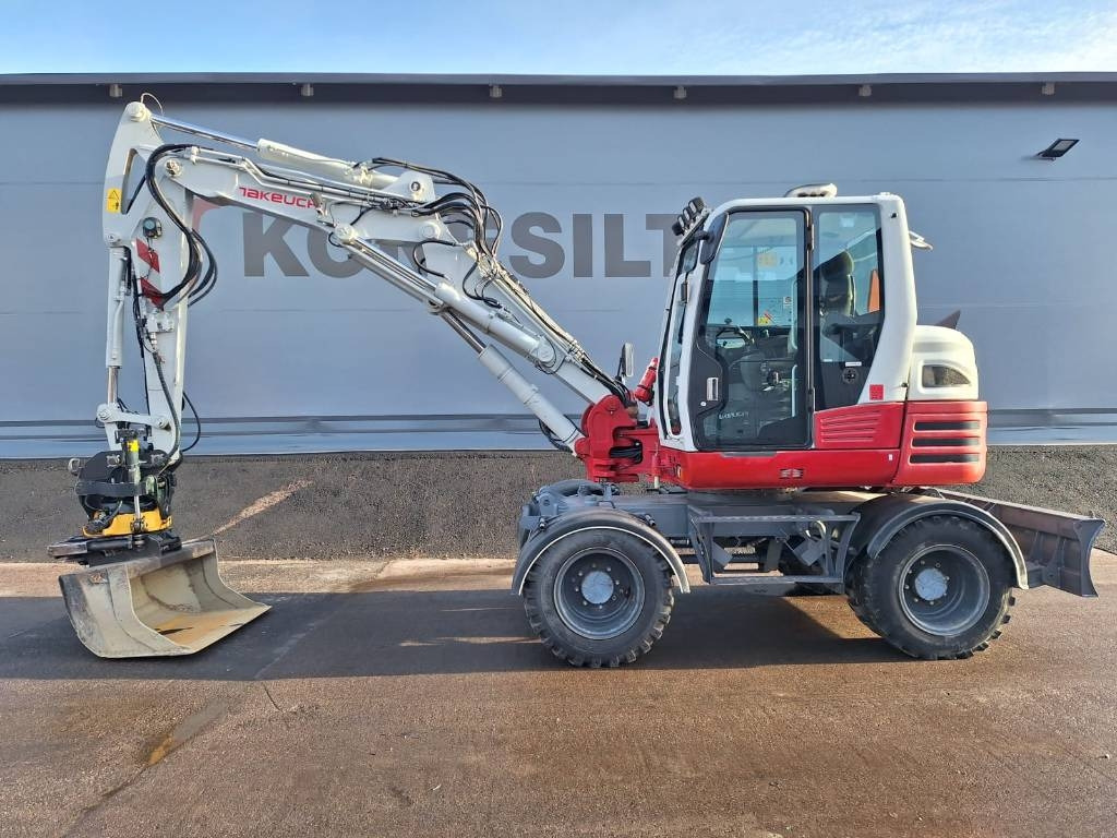 Takeuchi TB295W PYÖRITTÄJÄLLÄ  - Excavadora de ruedas: foto 1 Takeuchi TB295W PYÖRITTÄJÄLLÄ  - Excavadora de ruedas: foto 1