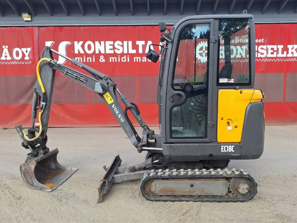 Volvo EC18C KALLISTAJALLA *EI ALVIA* - Miniexcavadora: foto 1 Volvo EC18C KALLISTAJALLA *EI ALVIA* - Miniexcavadora: foto 1