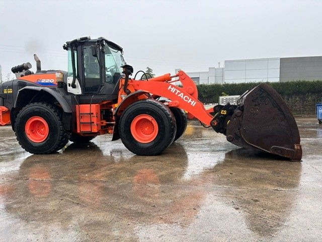 Hitachi ZW220-6. Hochkippschaufel. Wage. - Cargadora de ruedas: foto 3 Hitachi ZW220-6. Hochkippschaufel. Wage. - Cargadora de ruedas: foto 3