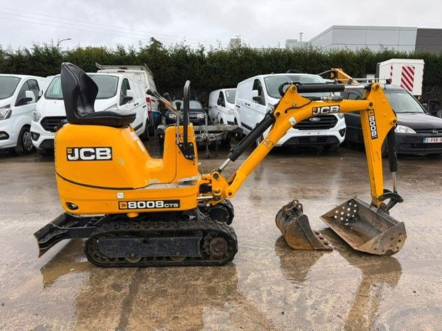 JCB 8008. 2 Löffel. 675h! - Miniexcavadora: foto 1 JCB 8008. 2 Löffel. 675h! - Miniexcavadora: foto 1