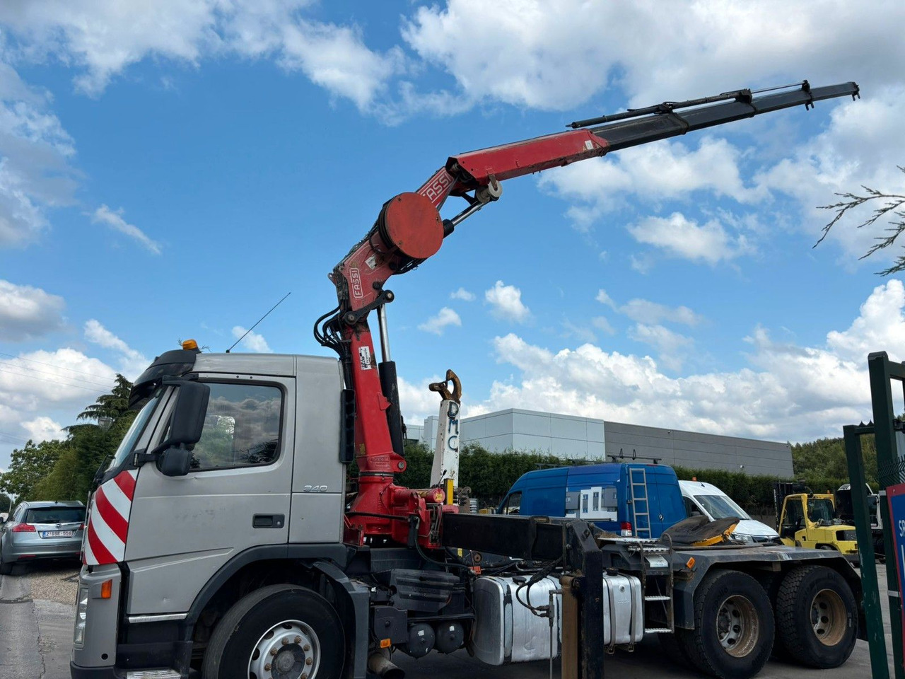 Volvo 6x4. Fassi F195A. Abroll. Funk. Tempomat. - Camión multibasculante, Camión grúa: foto 5 Volvo 6x4. Fassi F195A. Abroll. Funk. Tempomat. - Camión multibasculante, Camión grúa: foto 5