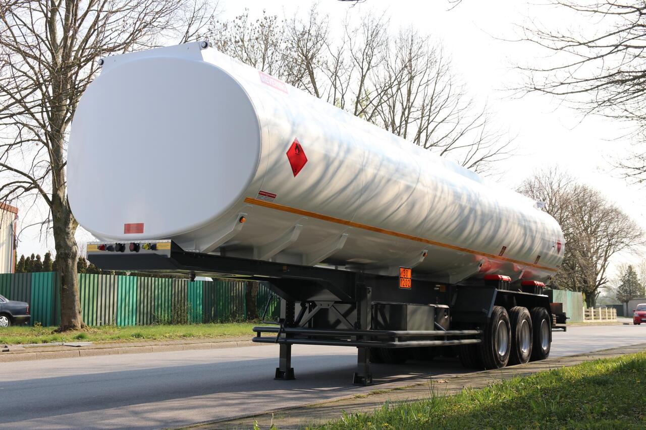 Sievering 45000 LITRES ADR SEMI REMORQUE CITERNE DE CARBURANT - Semirremolque cisterna: foto 5 Sievering 45000 LITRES ADR SEMI REMORQUE CITERNE DE CARBURANT - Semirremolque cisterna: foto 5