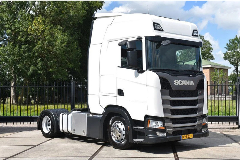 Scania S410 NGS 4x2EB MEGA 95 cm or 103 cm driving height - RETARDER - 649 TKM - FULL AIR - PARK. AIRCO - LEATHER SEATS - 2 x FUEL TANK - Cabeza tractora: foto 2 Scania S410 NGS 4x2EB MEGA 95 cm or 103 cm driving height - RETARDER - 649 TKM - FULL AIR - PARK. AIRCO - LEATHER SEATS - 2 x FUEL TANK - Cabeza tractora: foto 2