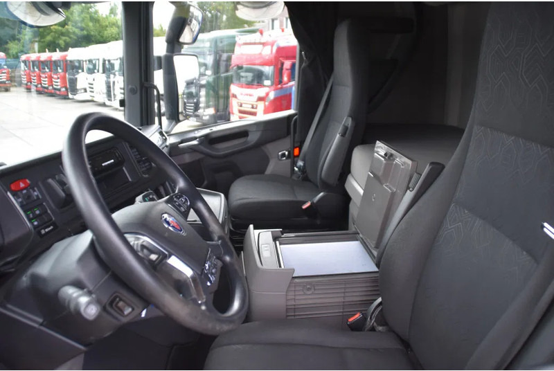 Scania S450 NGS 4x2NB - FULL AIR - RETARDER - ACC - PARK. AIRCO - 2 x FUEL TANKS - TOP CONDITION - - Cabeza tractora: foto 5 Scania S450 NGS 4x2NB - FULL AIR - RETARDER - ACC - PARK. AIRCO - 2 x FUEL TANKS - TOP CONDITION - - Cabeza tractora: foto 5