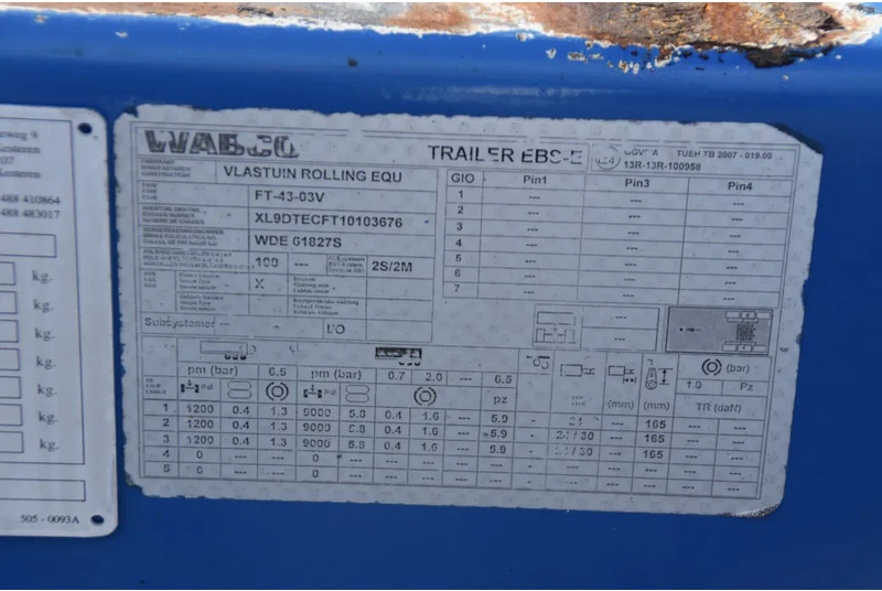 D-Tec FT-43-03V - DAMAGED - ALL CONNECTIONS - 3 x EXTENDABLE - LIFT AXLE - BPW AXLES - DRUM BRAKES - - Semirremolque portacontenedore/ Intercambiable: foto 4 D-Tec FT-43-03V - DAMAGED - ALL CONNECTIONS - 3 x EXTENDABLE - LIFT AXLE - BPW AXLES - DRUM BRAKES - - Semirremolque portacontenedore/ Intercambiable: foto 4