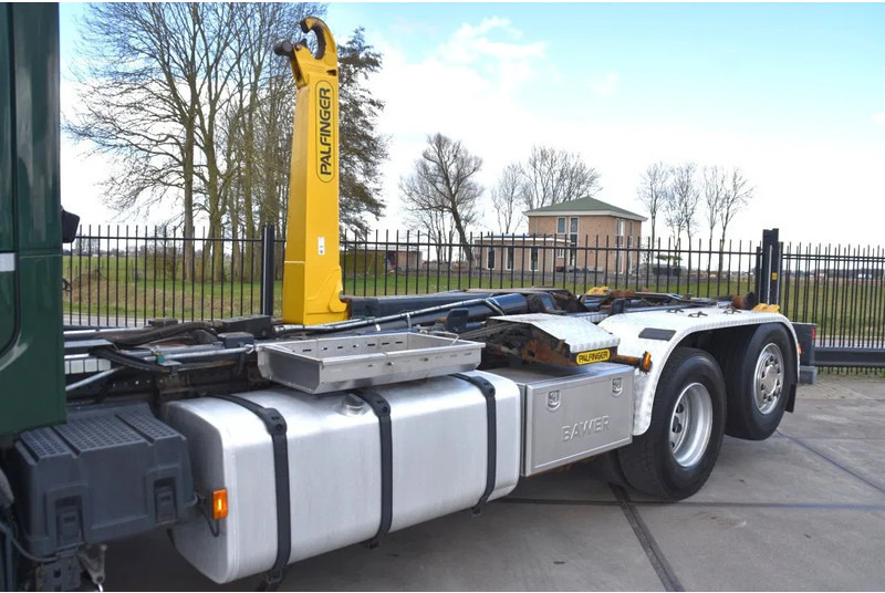 Scania S500 NGS 6x2*4 - HOOKLIFT SYSTEM - RETARDER - PARK. AIRCO - WHEELBASE: 475 CM - PTO - GOOD CONDITION - - Camión multibasculante: foto 4 Scania S500 NGS 6x2*4 - HOOKLIFT SYSTEM - RETARDER - PARK. AIRCO - WHEELBASE: 475 CM - PTO - GOOD CONDITION - - Camión multibasculante: foto 4