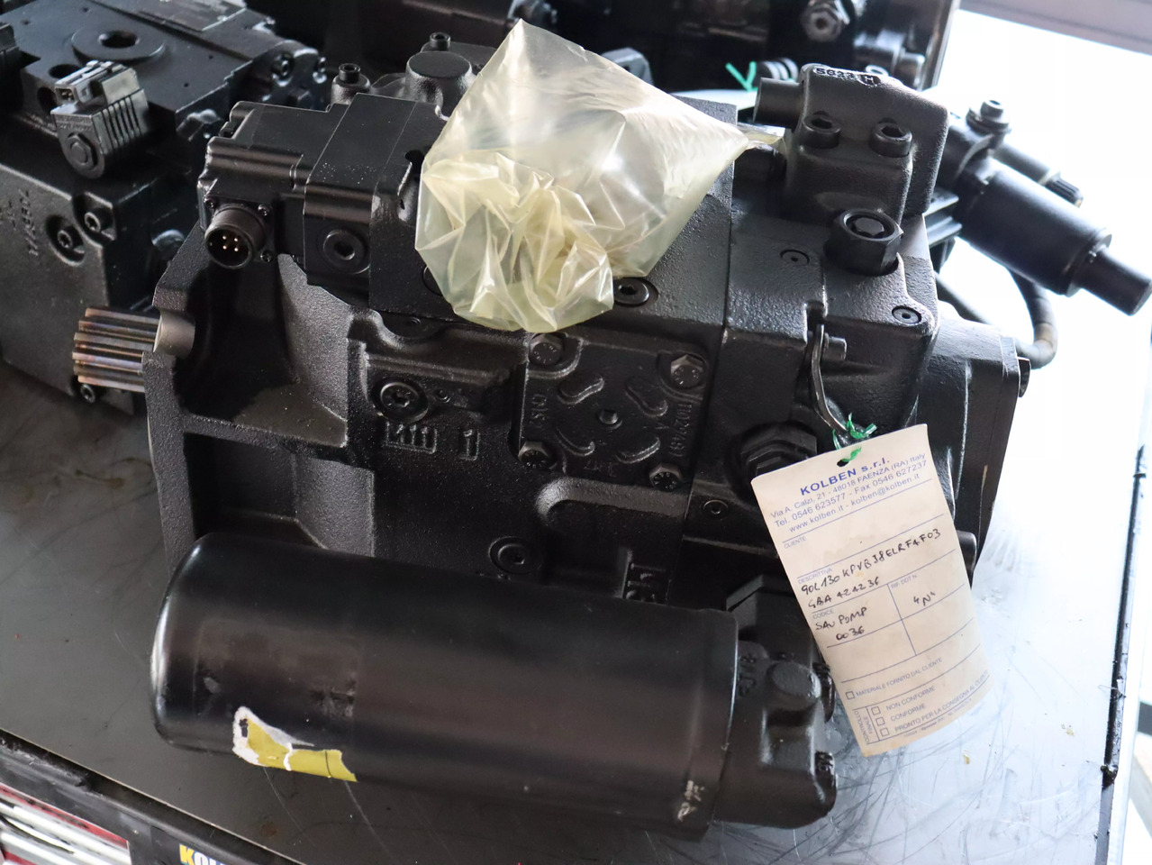 DANFOSS 90L130KPVBJ8ELRF4F03GBA424236 - Bomba hidráulica para Equipo de manutención: foto 2 DANFOSS 90L130KPVBJ8ELRF4F03GBA424236 - Bomba hidráulica para Equipo de manutención: foto 2
