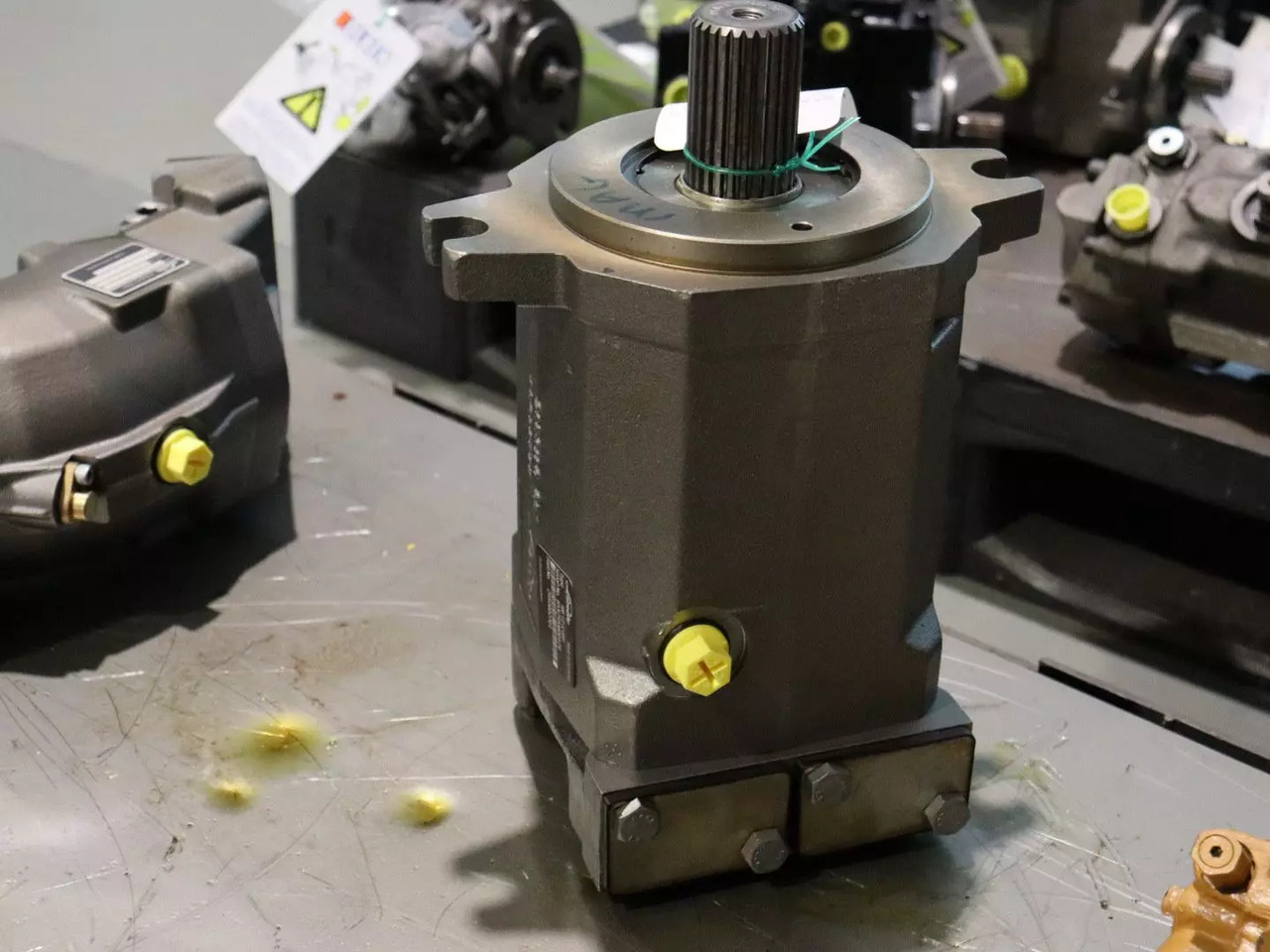 LINDE HMF 135-02 - Motor hidráulico para Maquinaria de construcción: foto 2 LINDE HMF 135-02 - Motor hidráulico para Maquinaria de construcción: foto 2