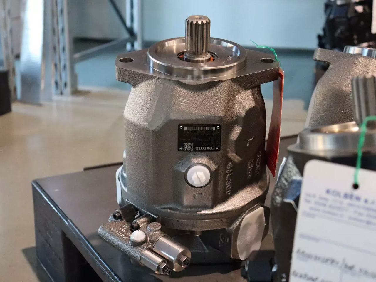 REXROTH A10VO71DRG/31R-VSC92K01 - Bomba hidráulica para Equipo de manutención: foto 1 REXROTH A10VO71DRG/31R-VSC92K01 - Bomba hidráulica para Equipo de manutención: foto 1