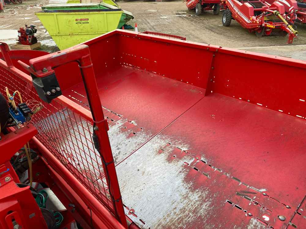 Cosechadora Grimme Grimme GL 430, 4 Row, Tilla/Cup Potato Planter combination: foto 19 Cosechadora Grimme Grimme GL 430, 4 Row, Tilla/Cup Potato Planter combination: foto 19