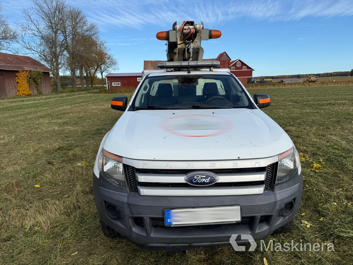 Arbetsbil Ford Ranger med Versalift - Furgón: foto 2 Arbetsbil Ford Ranger med Versalift - Furgón: foto 2