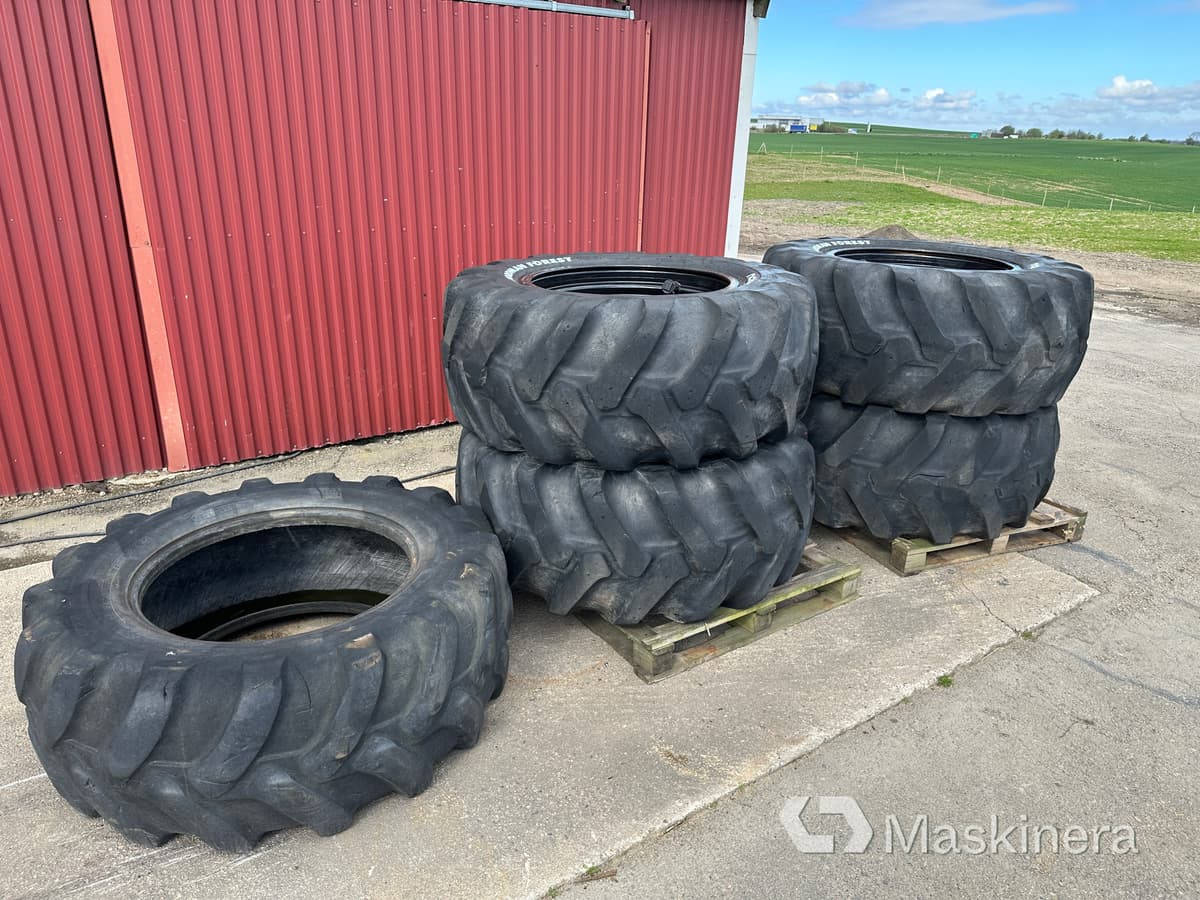Däck/fälg Nokian - Neumático para Maquinaria de construcción: foto 1 Däck/fälg Nokian - Neumático para Maquinaria de construcción: foto 1