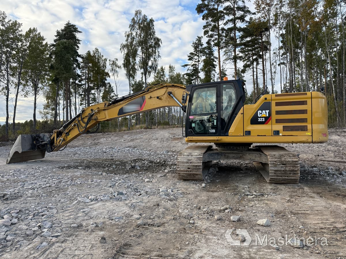 Grävmaskin CAT 323 Next Generation - Excavadora de cadenas: foto 2 Grävmaskin CAT 323 Next Generation - Excavadora de cadenas: foto 2