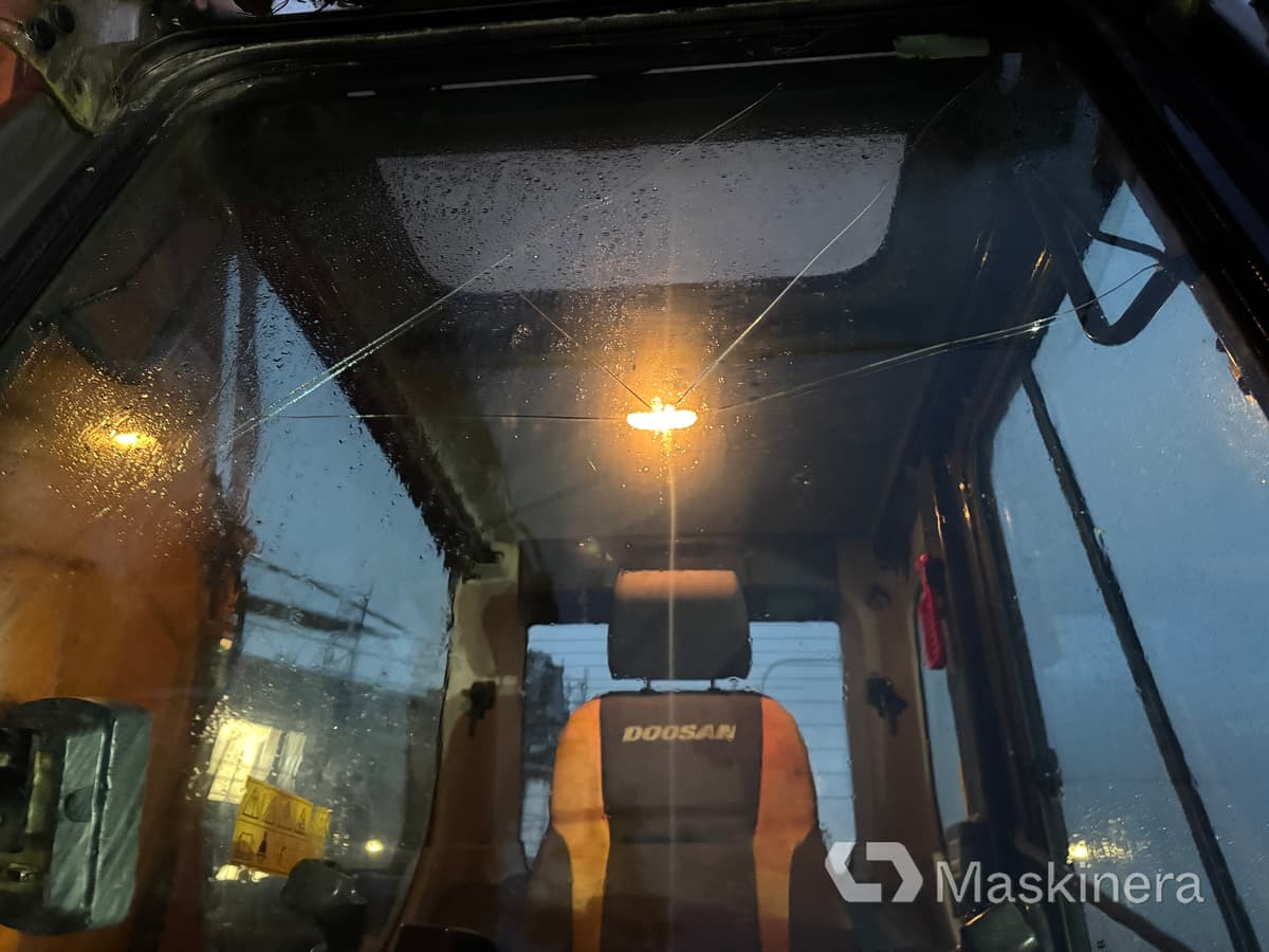 Excavadora de cadenas Grävmaskin Doosan DX140LC: foto 44 Excavadora de cadenas Grävmaskin Doosan DX140LC: foto 44