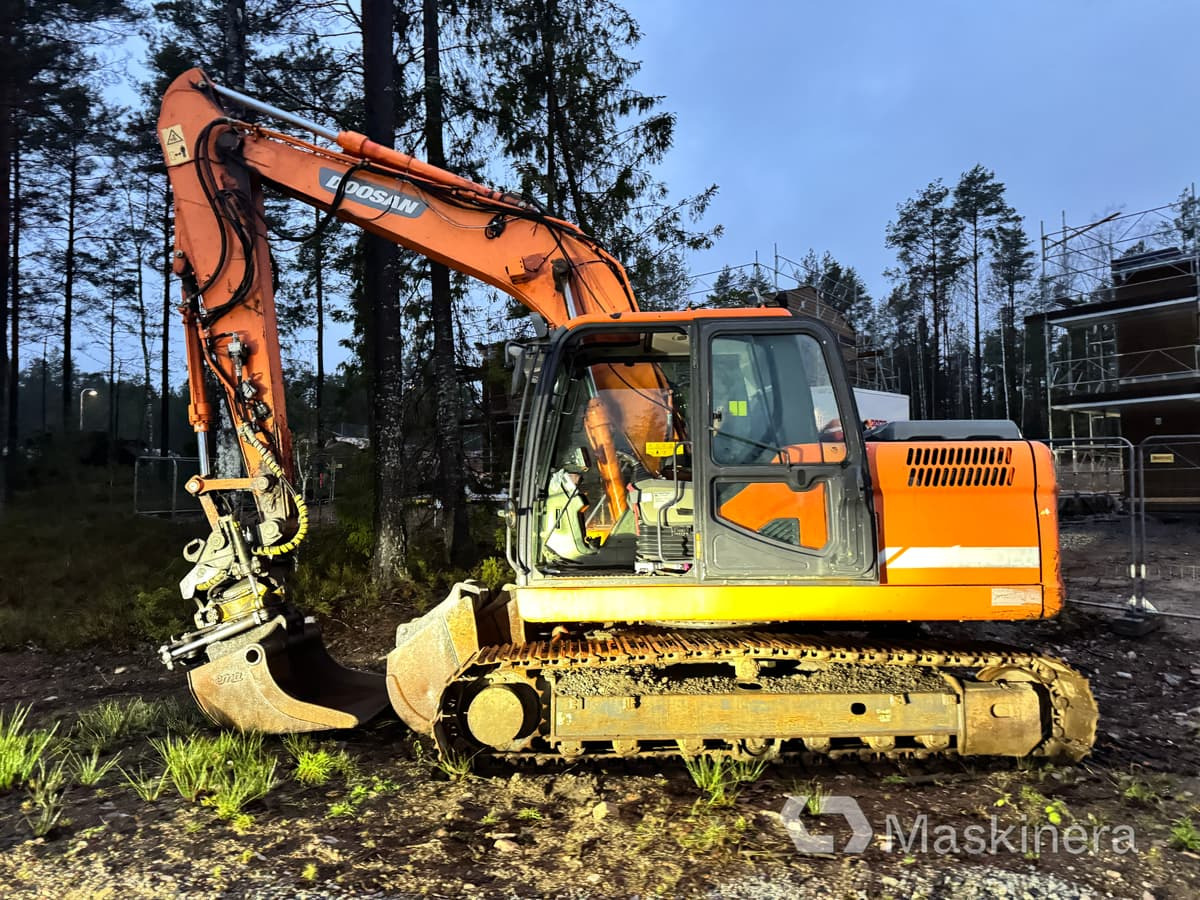 Excavadora de cadenas Grävmaskin Doosan DX140LC: foto 7 Excavadora de cadenas Grävmaskin Doosan DX140LC: foto 7