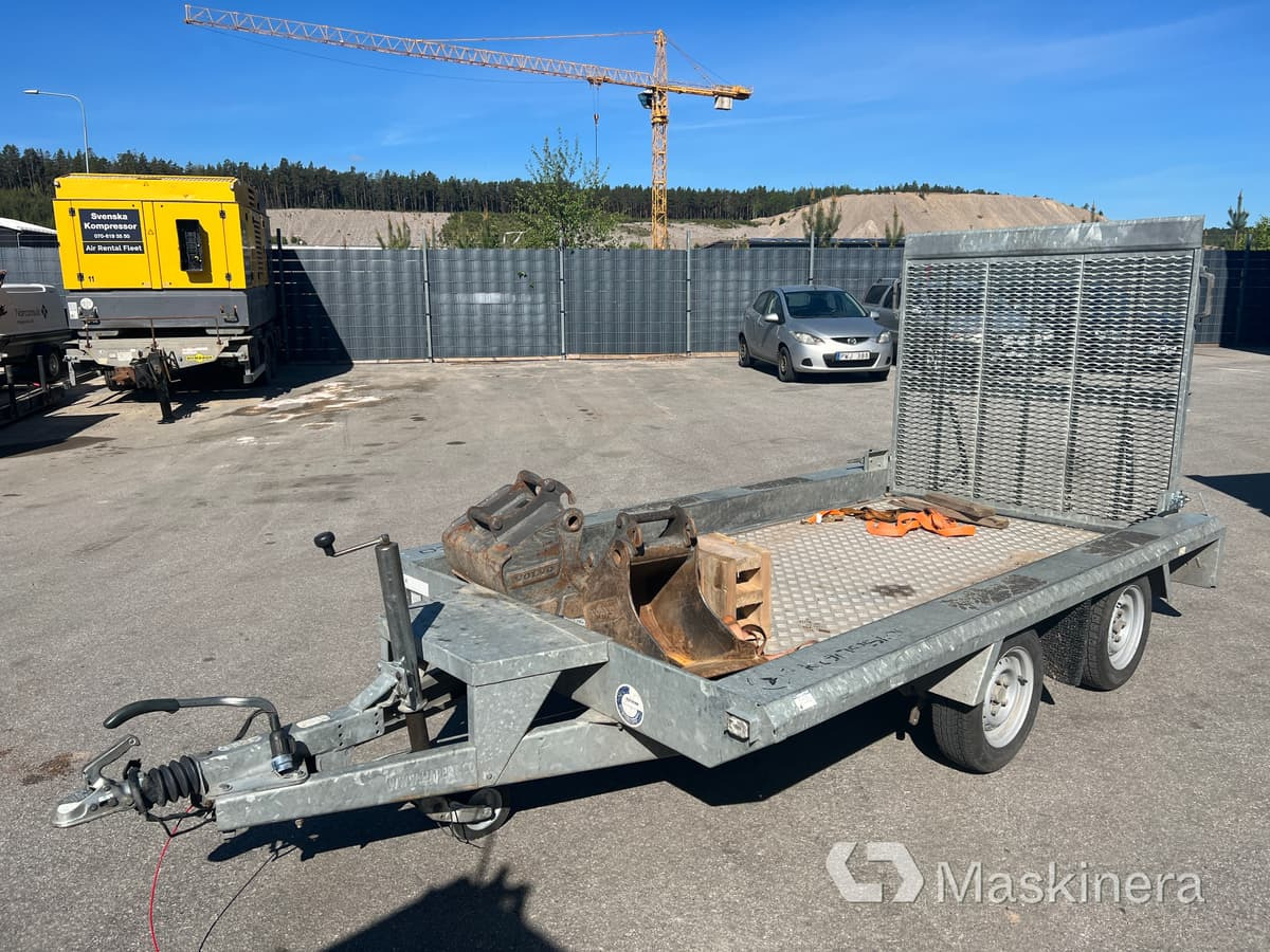 Excavadora de cadenas Grävmaskin Volvo EC18D med maskintrailer och redskap: foto 46