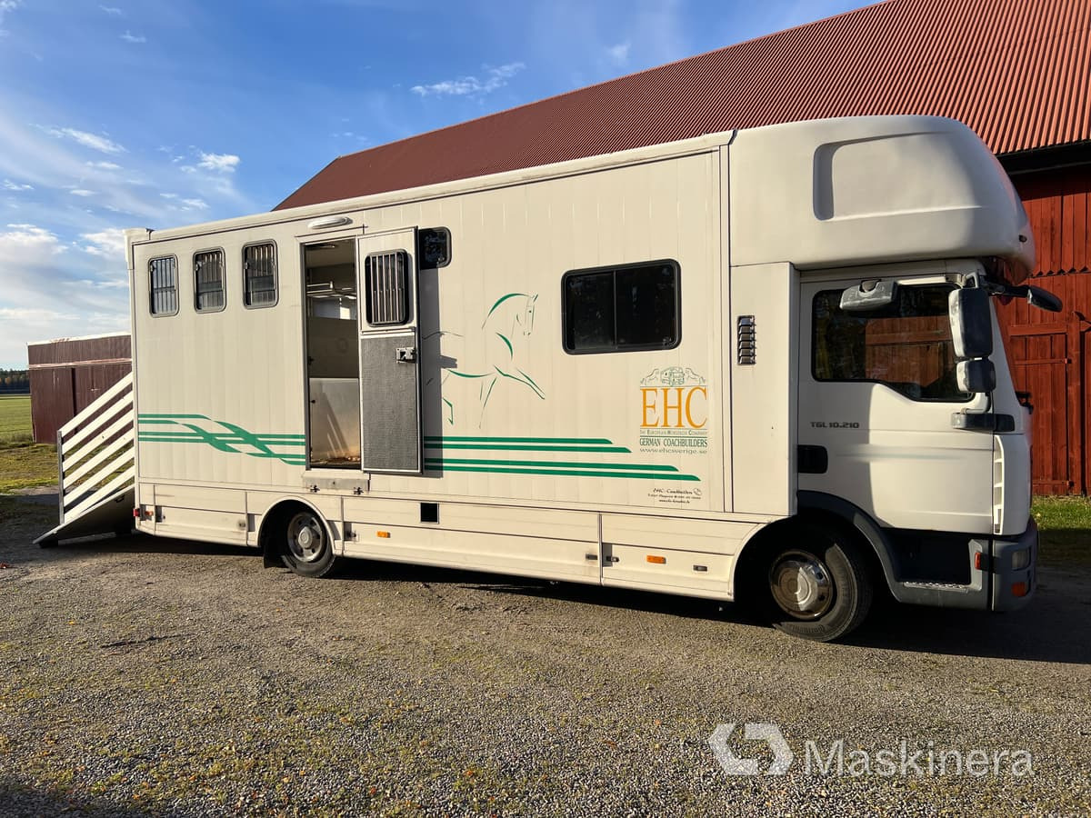 Hästlastbil MAN TGL 10.210 4X2 BL - Camión para caballos: foto 4 Hästlastbil MAN TGL 10.210 4X2 BL - Camión para caballos: foto 4