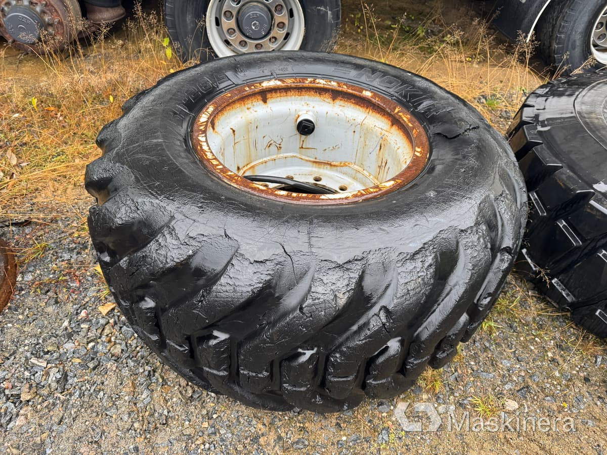 Hjul Nokian L-2 600/55-26.5 - Rueda completa para Maquinaria de construcción: foto 1 Hjul Nokian L-2 600/55-26.5 - Rueda completa para Maquinaria de construcción: foto 1