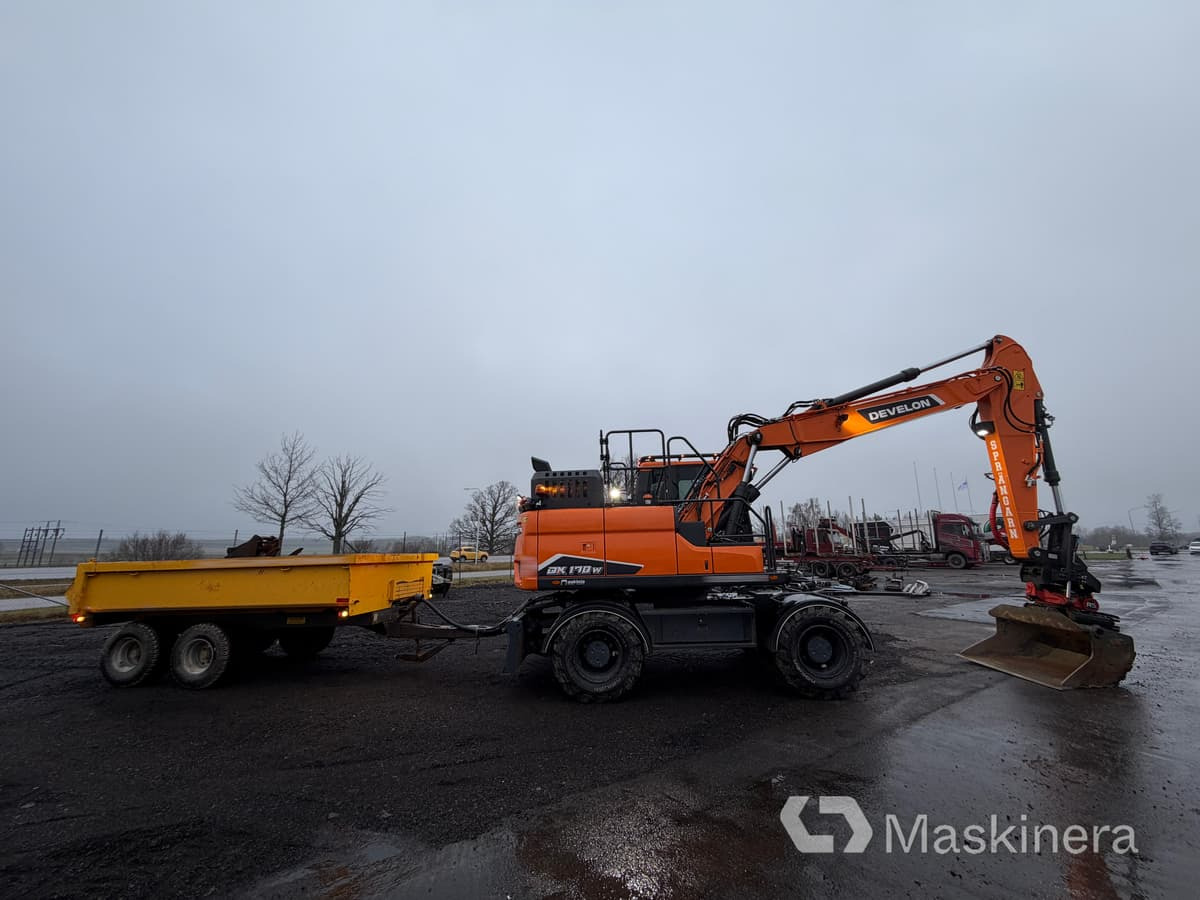 Hjulgrävare Develon DX170W-7 med tillbehör - Excavadora de cadenas: foto 4 Hjulgrävare Develon DX170W-7 med tillbehör - Excavadora de cadenas: foto 4