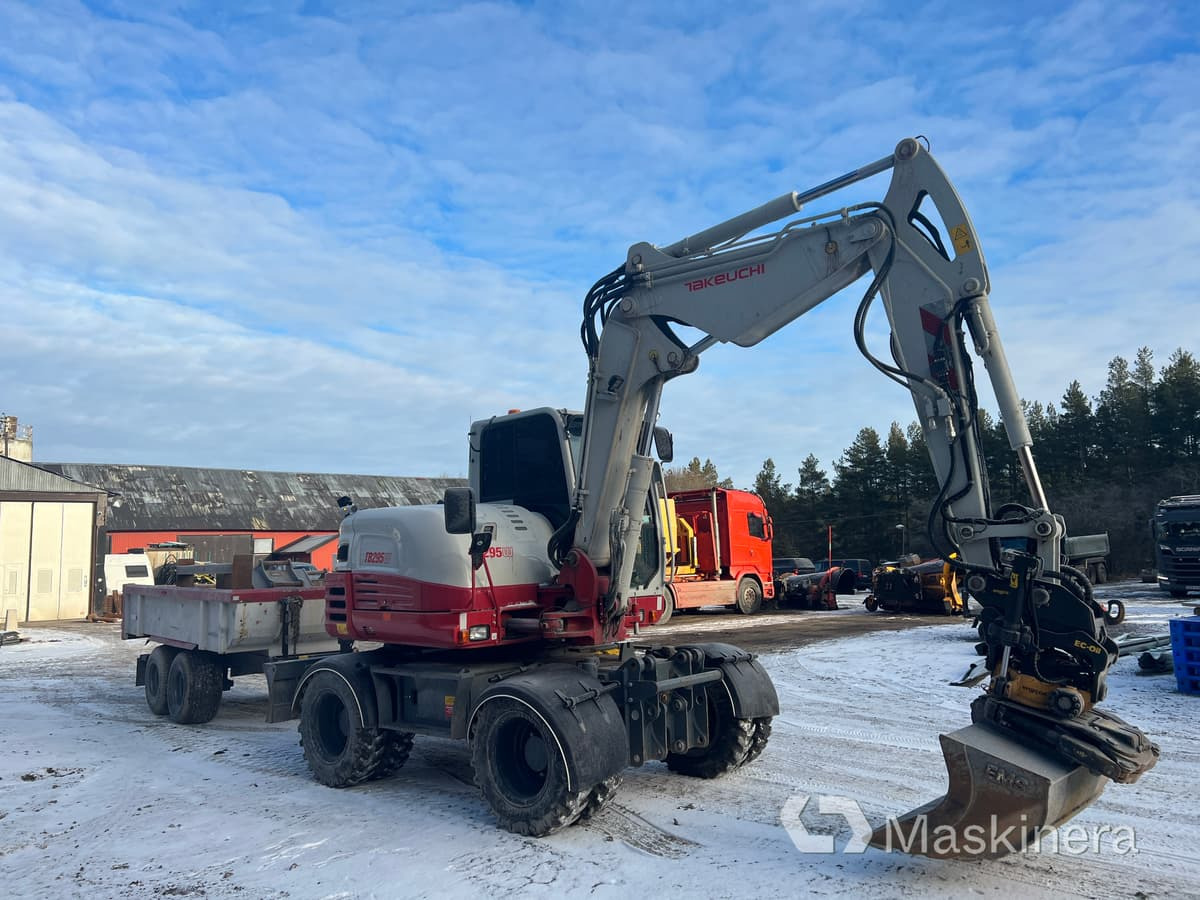 Hjulgrävare Takeuchi TB295W med tillbehör - Excavadora de cadenas: foto 3 Hjulgrävare Takeuchi TB295W med tillbehör - Excavadora de cadenas: foto 3