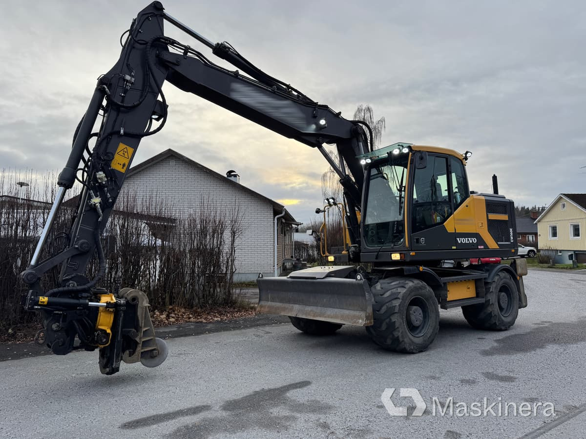 Hjulgrävare Volvo EW160E - Excavadora de cadenas: foto 1 Hjulgrävare Volvo EW160E - Excavadora de cadenas: foto 1