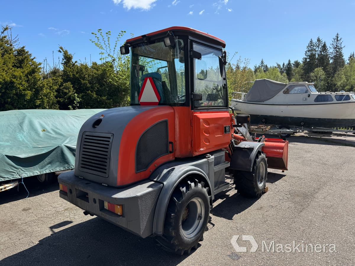Hjullastare Everun SEDE 800 PRO (rep. objekt) - Cargadora de ruedas: foto 3 Hjullastare Everun SEDE 800 PRO (rep. objekt) - Cargadora de ruedas: foto 3