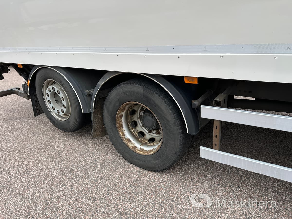 Camión caja cerrada Lastbil Volvo FH 2018 Euro 6: foto 48