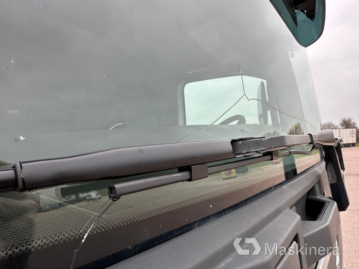 Camión caja cerrada Lastbil Volvo FH 2018 Euro 6: foto 37