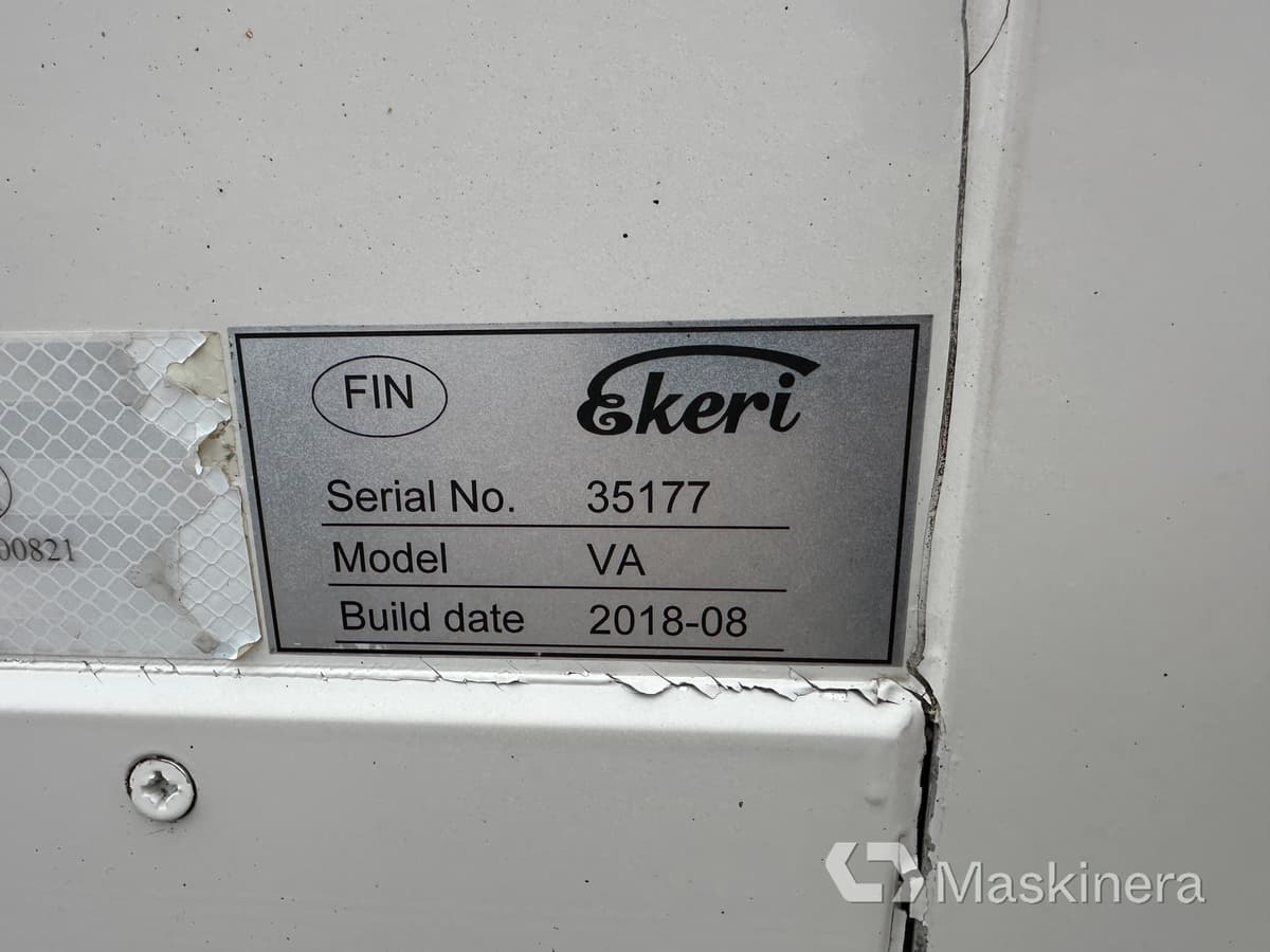 Camión caja cerrada Lastbil Volvo FH 2018 Euro 6: foto 46