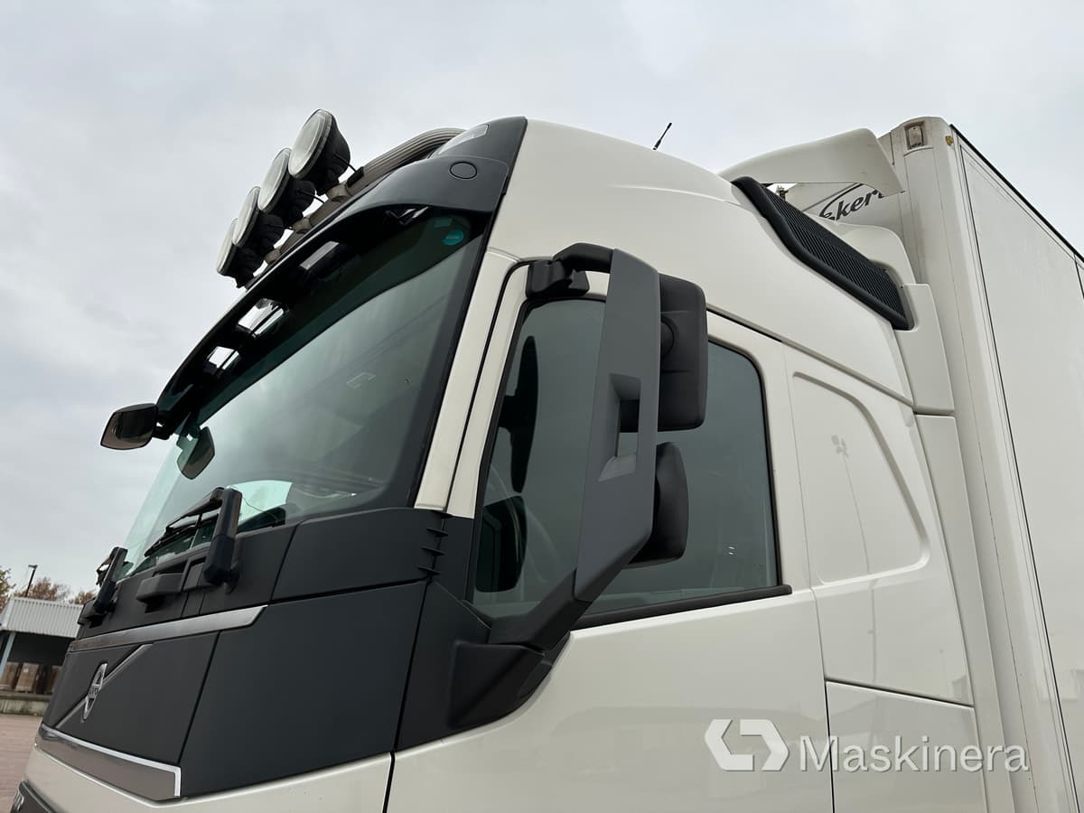 Camión caja cerrada Lastbil Volvo FH 2018 Euro 6: foto 28