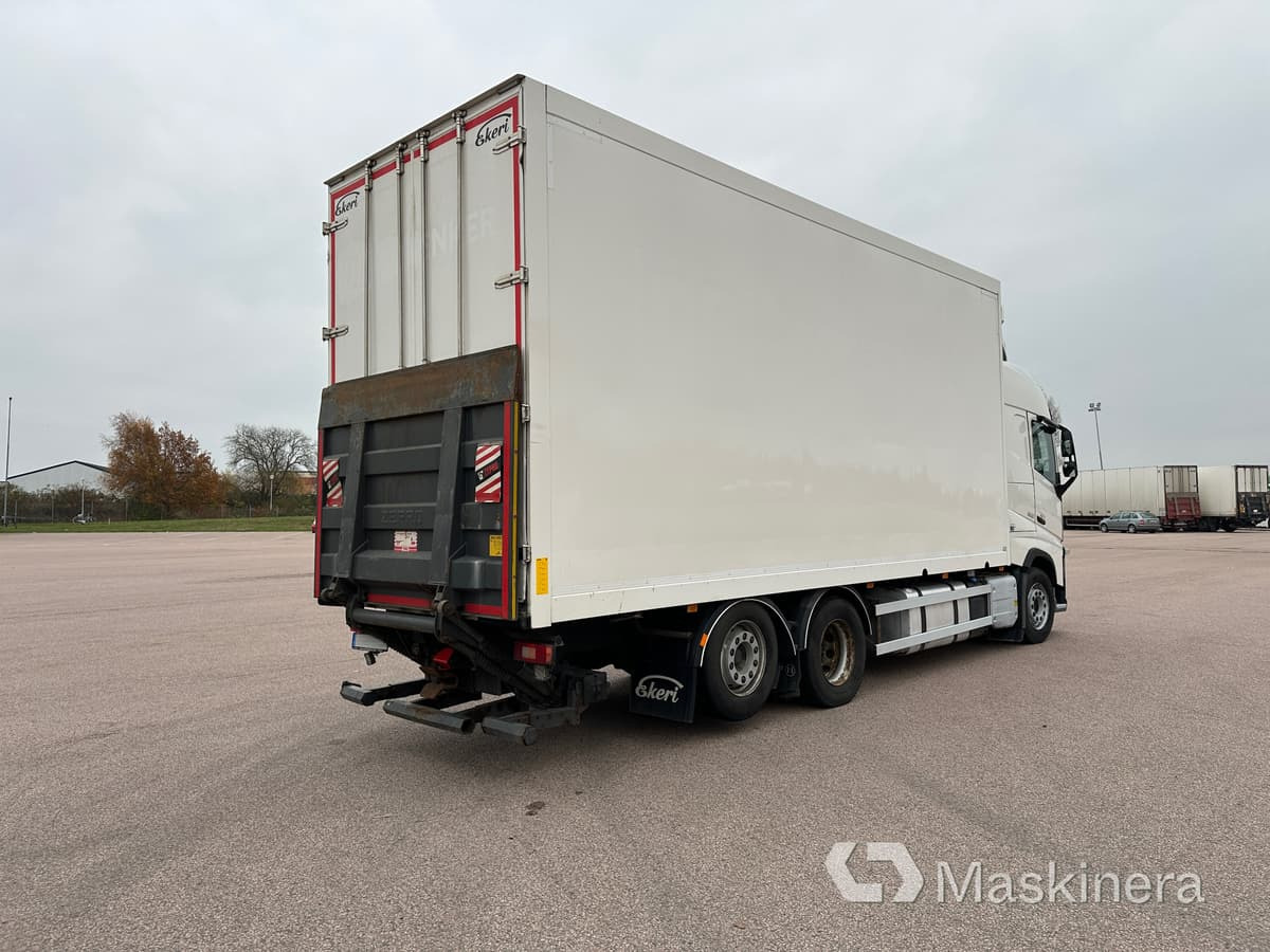 Camión caja cerrada Lastbil Volvo FH 2018 Euro 6: foto 6